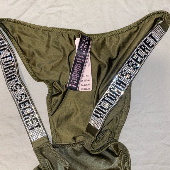 NWT VS diamond very sexy Brazilian underwear - Picture 2 of 2